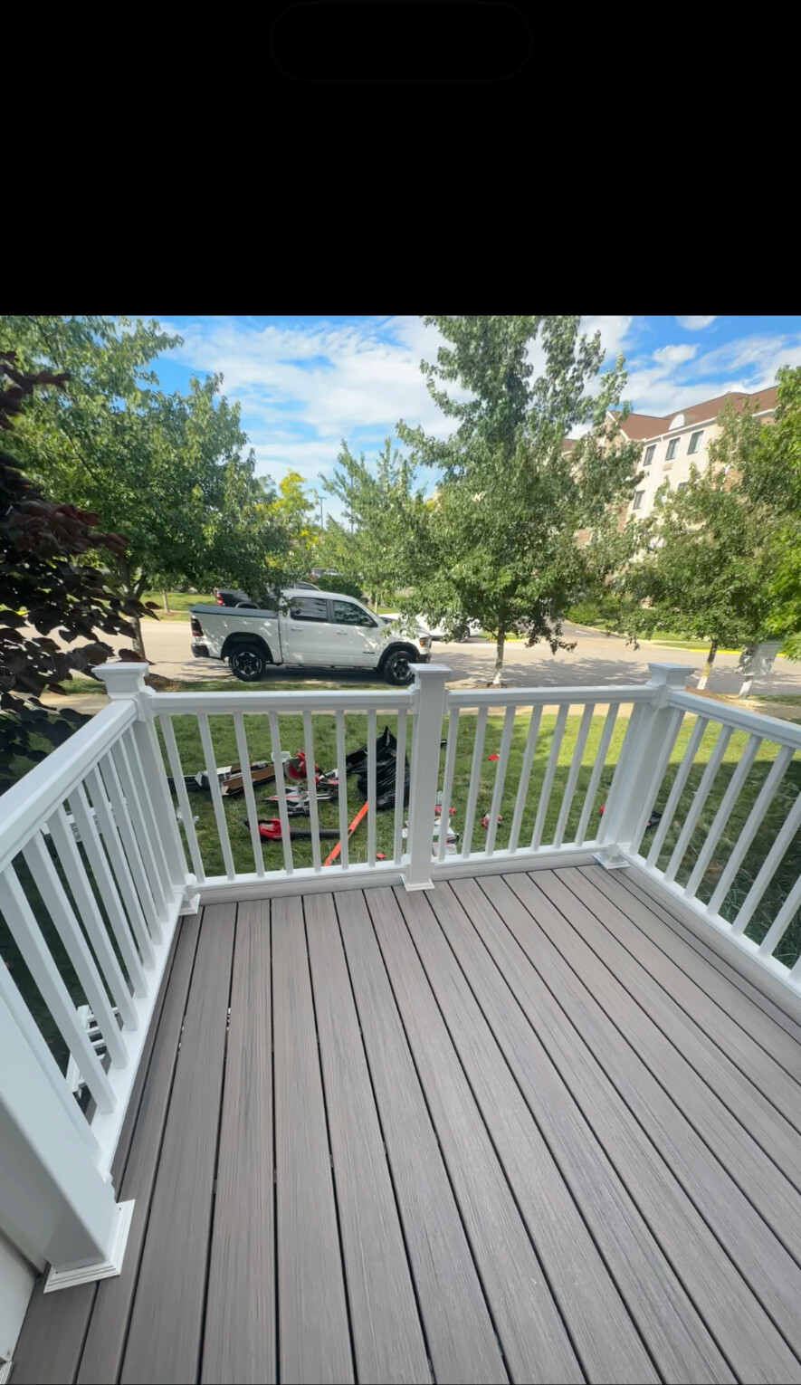 Privacy fence install in central Kentucky